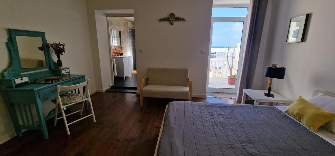 A-Tipica Guesthouse Ponta Delgada  Exterior photo