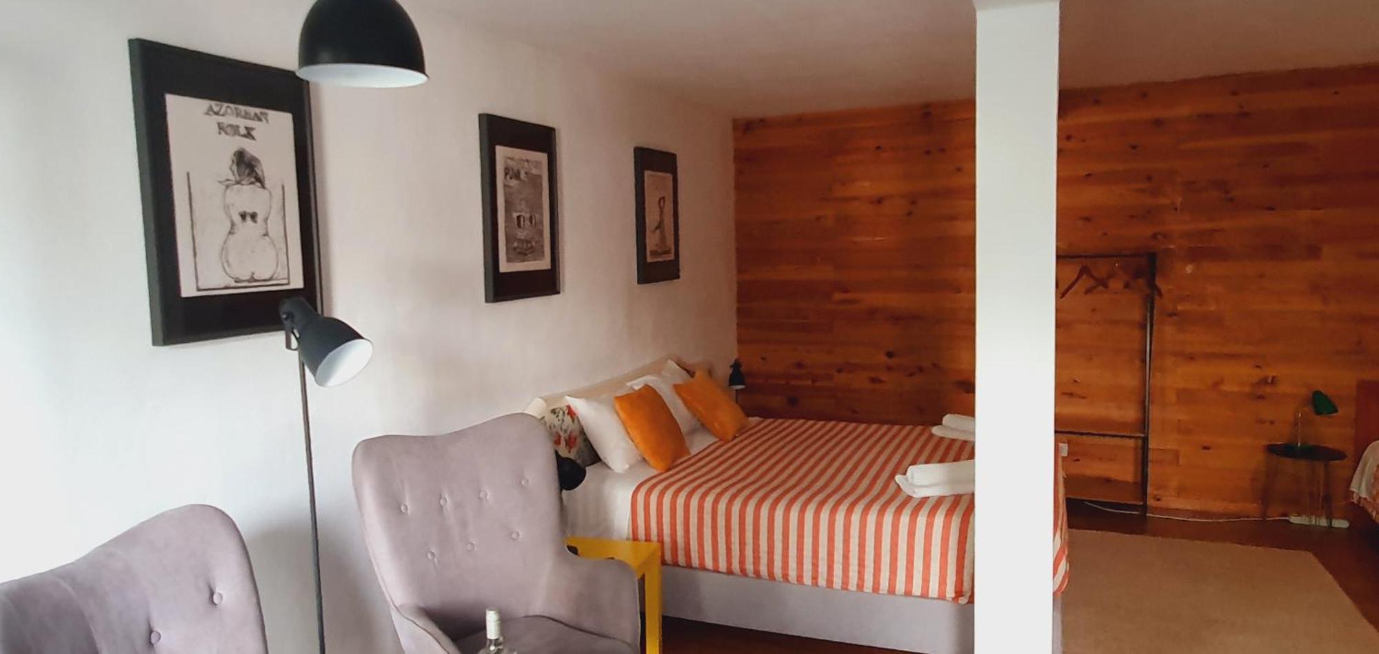 A-Tipica Guesthouse Ponta Delgada  Exterior photo